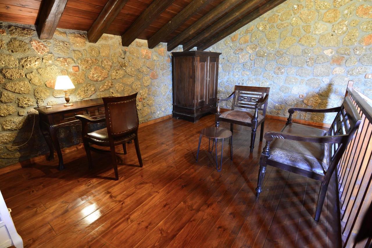Pera Alonia Guest house